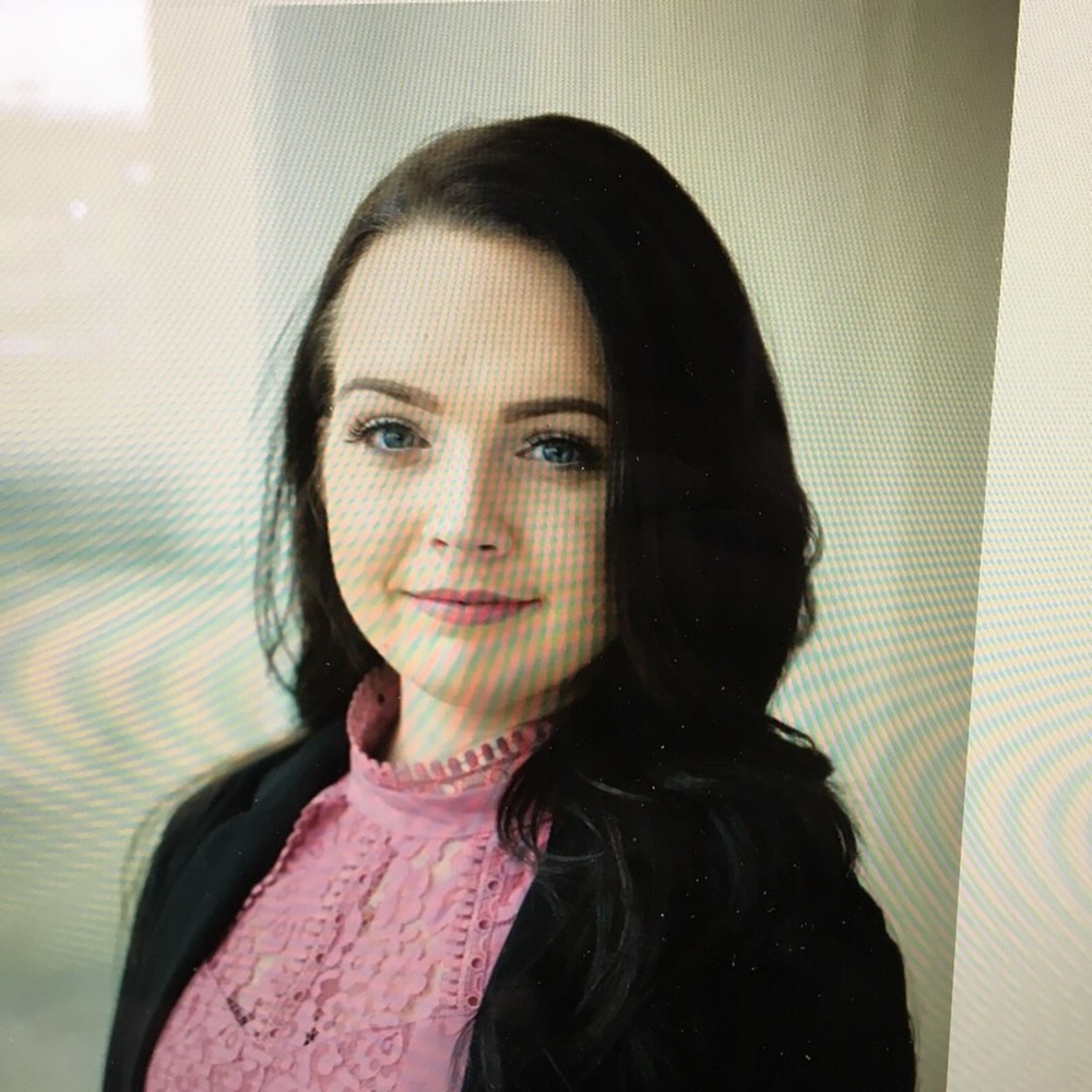 Meet your Posher, Cayla